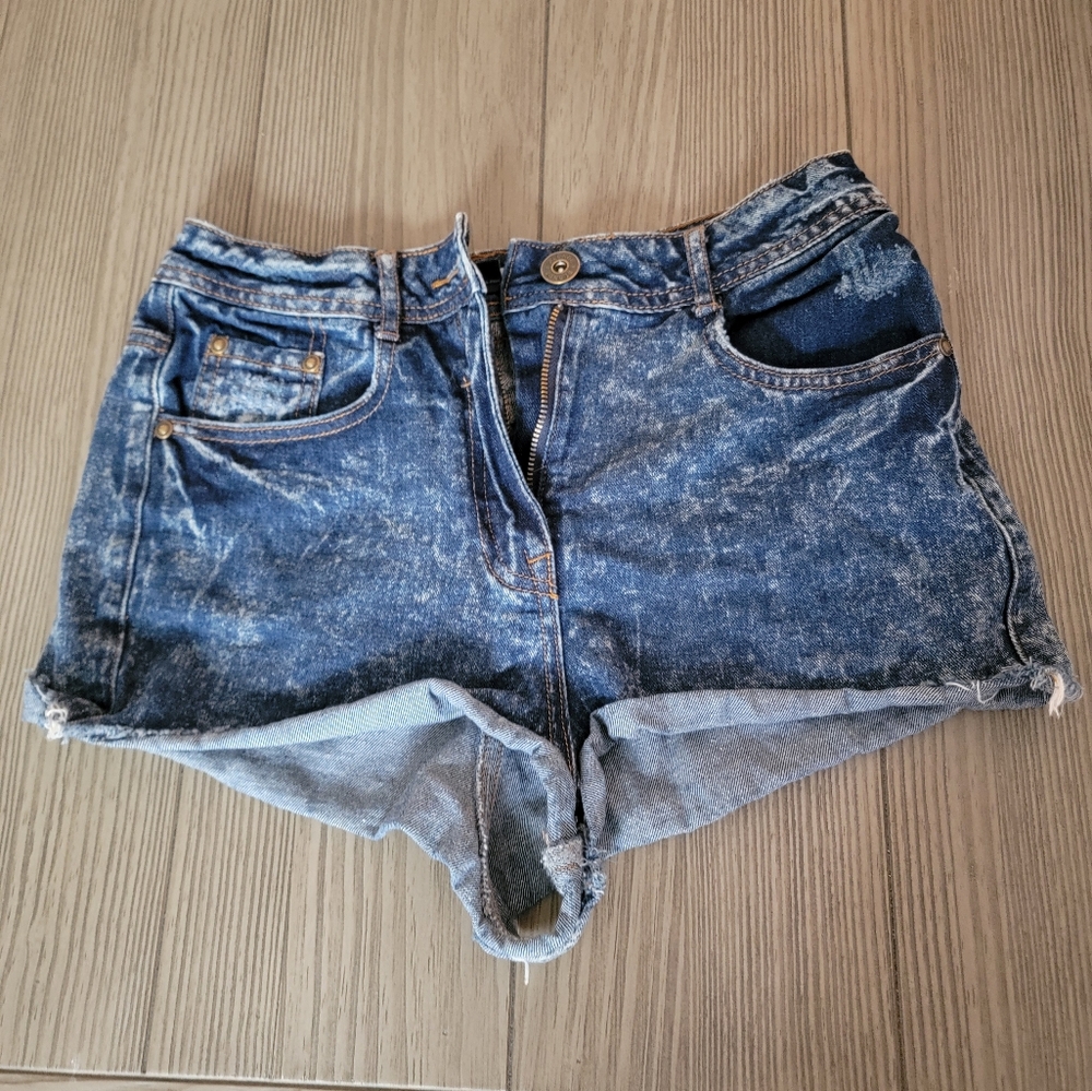 High Waist Blue Denim Cut-Off Shorts